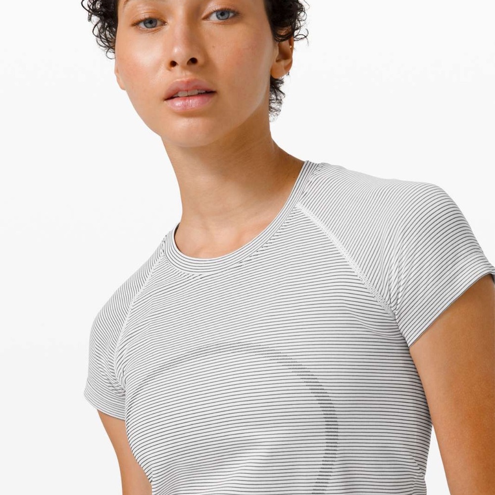 lululemon athletica Women's Swiftly Tech Short Sleeve Top - White Stripe